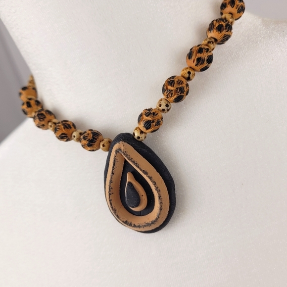 Hand-Made Caribbean Boho Chocker Necklace - Picture 2 of 3